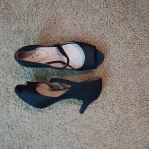Life stride heels